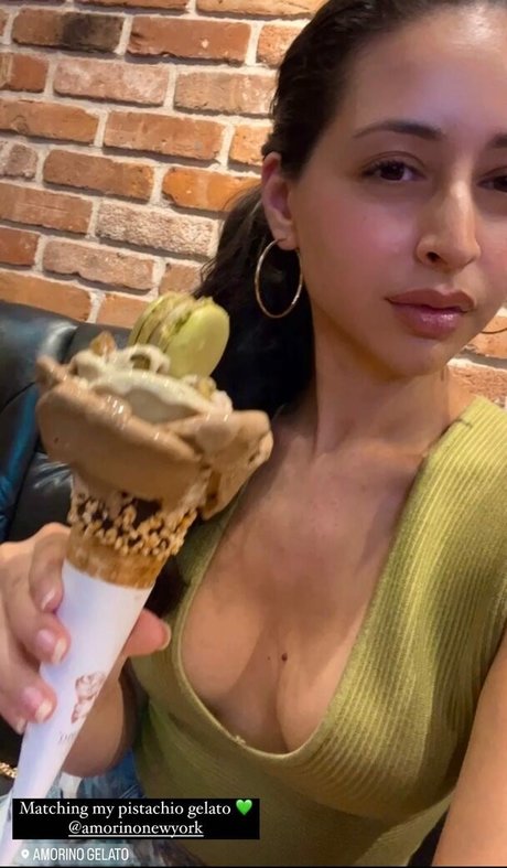 Serena Milan star pornographic pictures