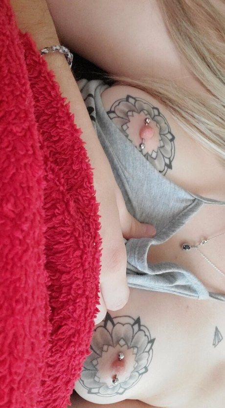 sassynopants star naked image