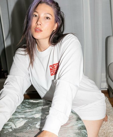 Maxine Lucille pornstar art pictures