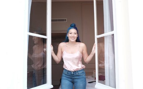 Maxine Lucille star free galleries