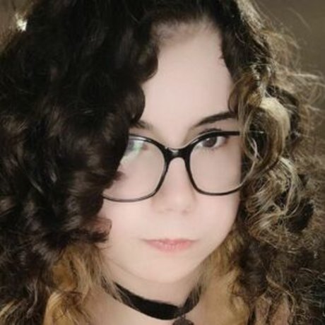 RiriMiaou free model photo