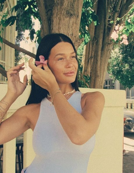 theotherideaofher xxx actress galleries