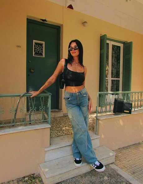 theotherideaofher model naked archive