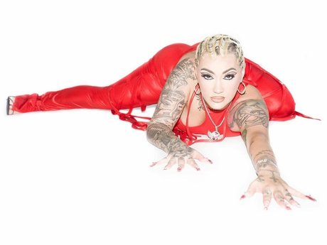 therealroyalskye pornstar sex galleries