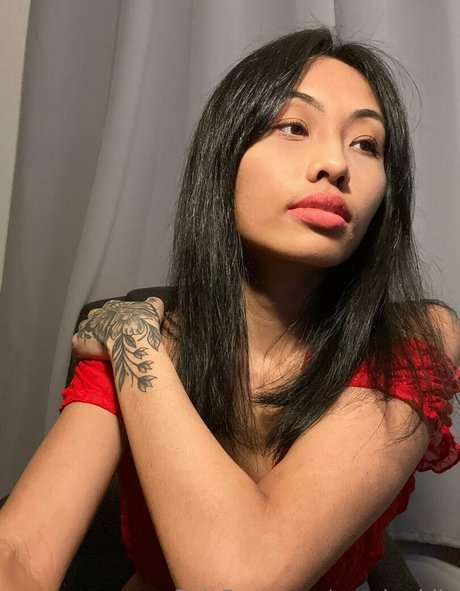 eva baddie sexy actress galleries