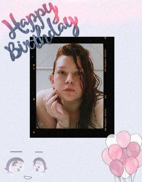 elecktraa model naked image