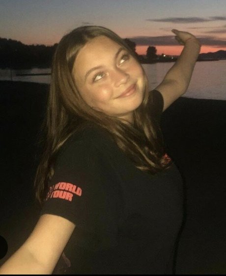 ilinamcqueen free star pictures