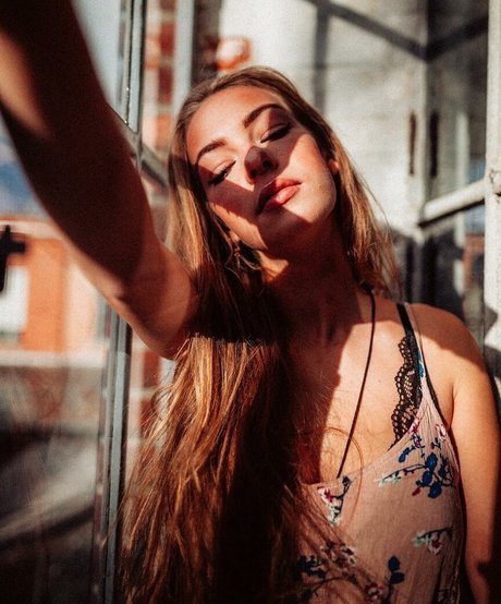 hedwigtr star naked pic