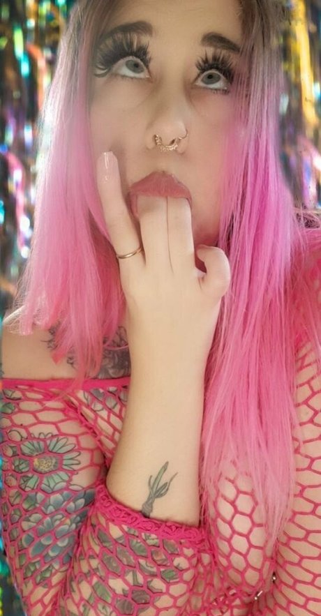 thechloecream profile pic