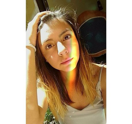 Manuela Velez best actress pics