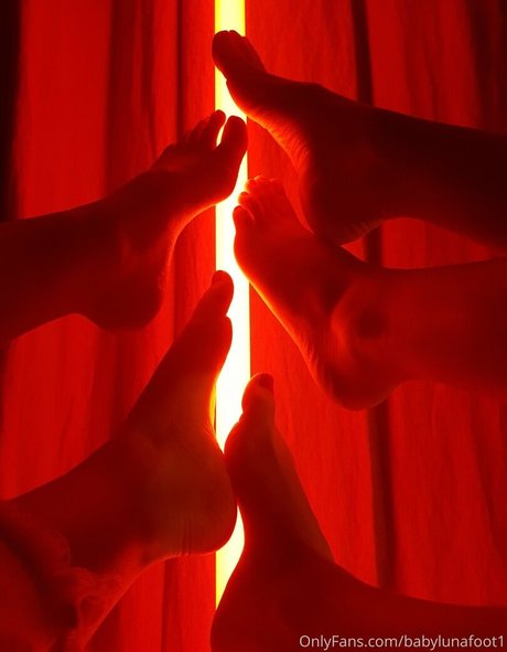 babylunafoot1 pornographic actress archive