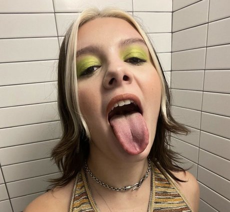 Sabrina Fuentes nudes star pics