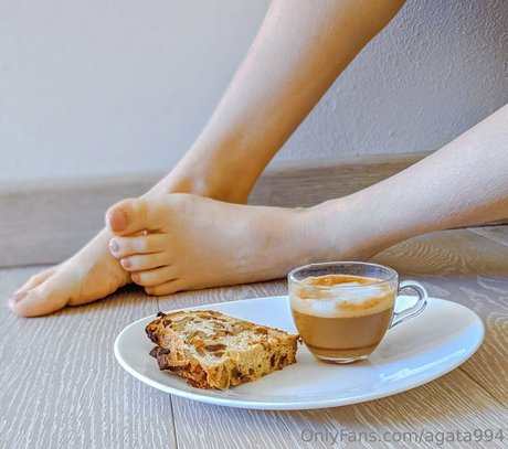 agata994 beautiful model photo