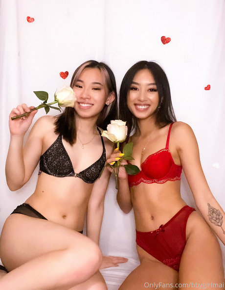 Bluekittyy pornstar exclusive img