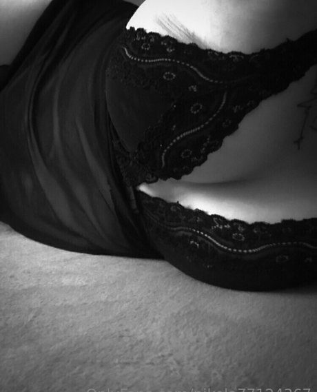 nikola77124367 pornstar high quality image