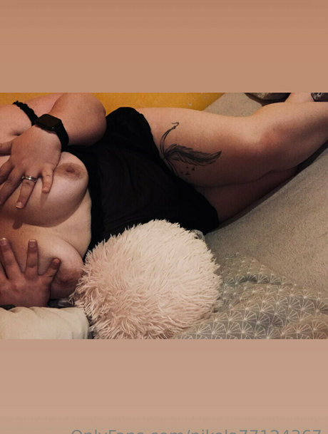 nikola77124367 model erotic pictures