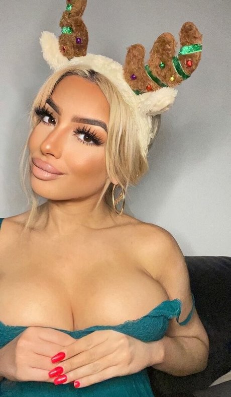 Luxuryysana MYM hd actress gallery