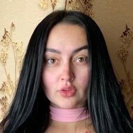 theiconicdovile profile pic