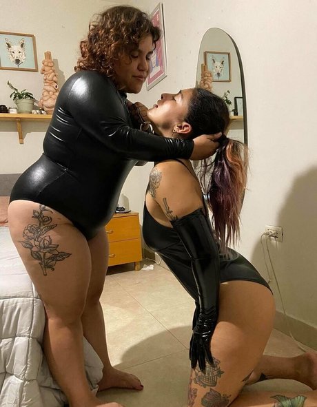 fe lina erotic star pictures