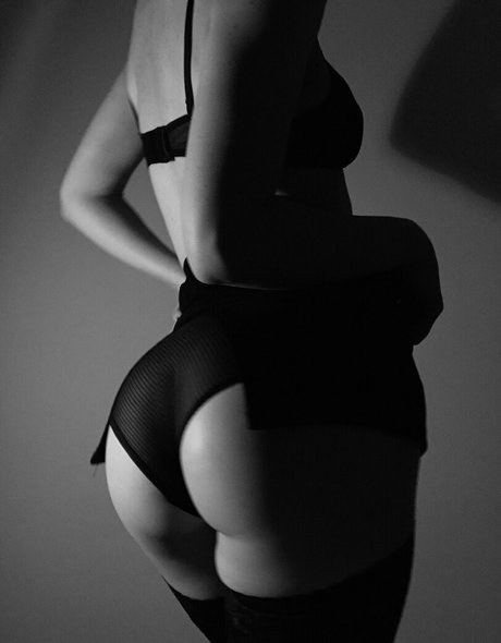 sophieinyourheart nice pornstar picture