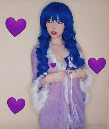 aktahly sexy model gallery