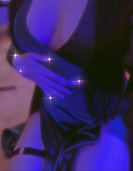 EllyAudios star sex pics