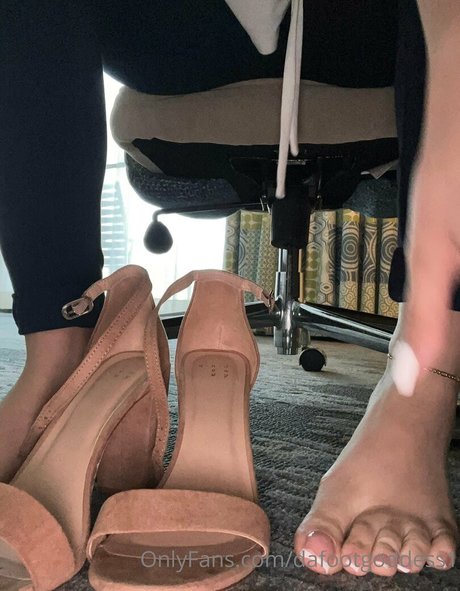 dafootgoddess1 model pornographic picture