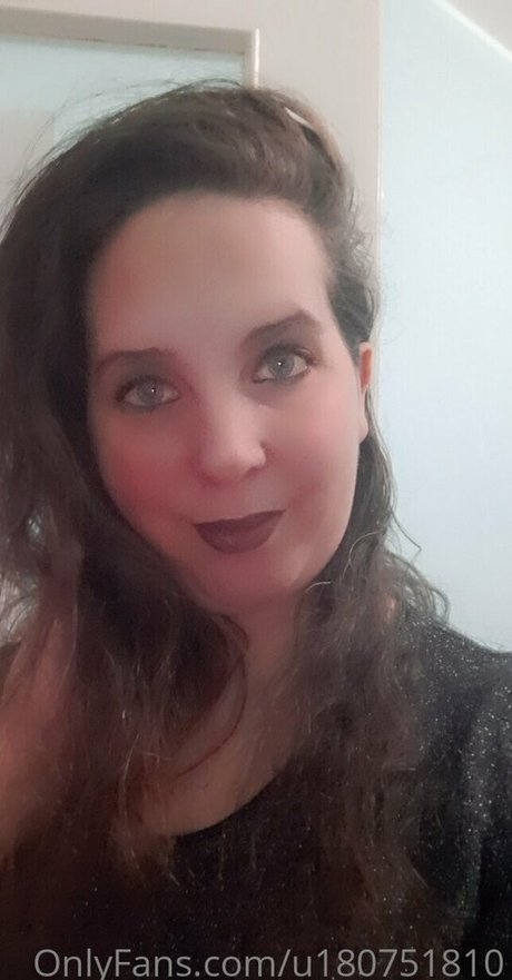 only queen84 hot actress img