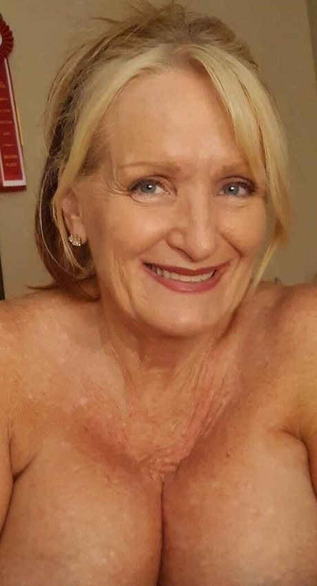 Wildwillie93 xxx pornstar img