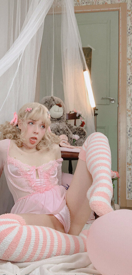 cndycottomm star nudes photos