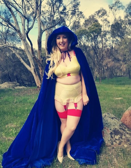 electralashes naked pornstar gallery