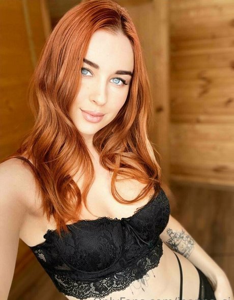 ioanna si sex actress gallery