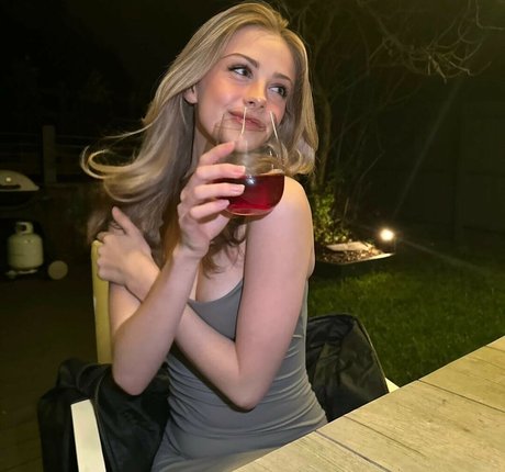 India Woollard model erotic pics