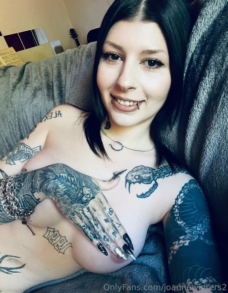 joannewinters2 model hd photo