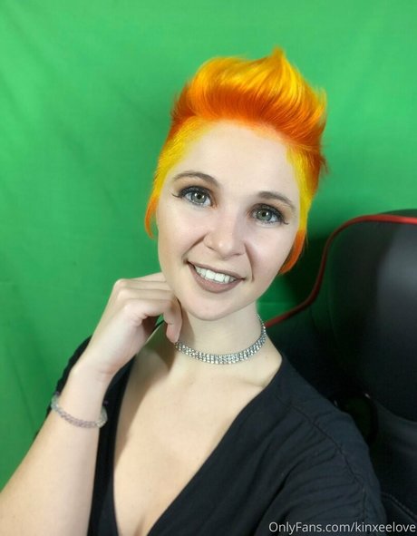 cherryfoxjk model nude img