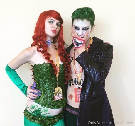 cherryfoxjk nude actress image