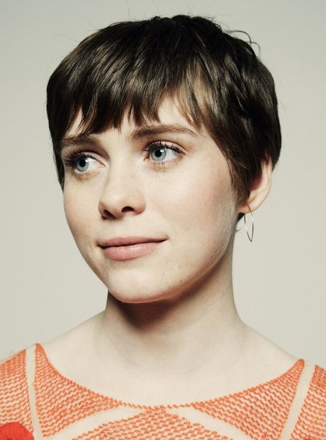 Sophia Lillis perfect pornstar images