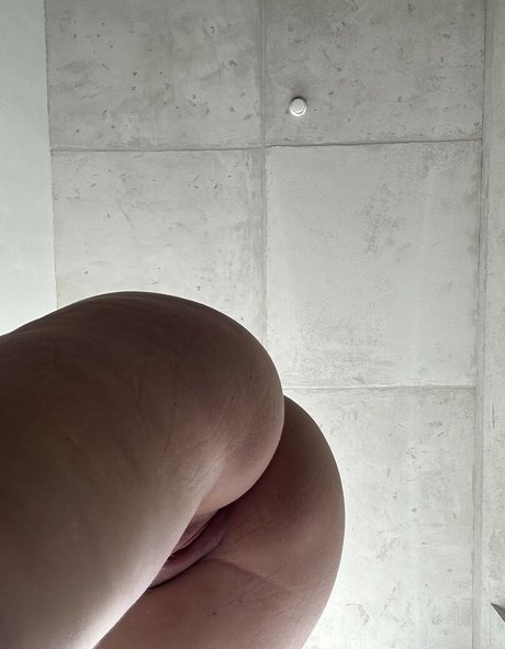 alinowskaya sex model photos