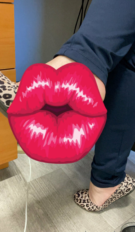 leena love pornstar erotic image