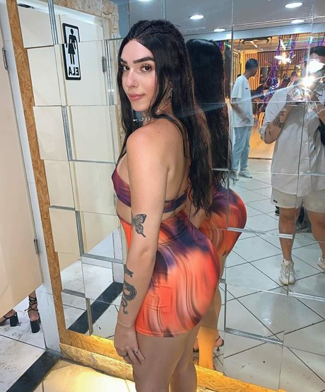 Allanafrra star best pics