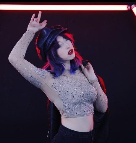 Melody Cristea erotic star gallery