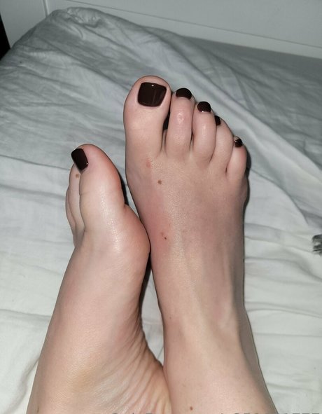 juiletssecret high quality model pic