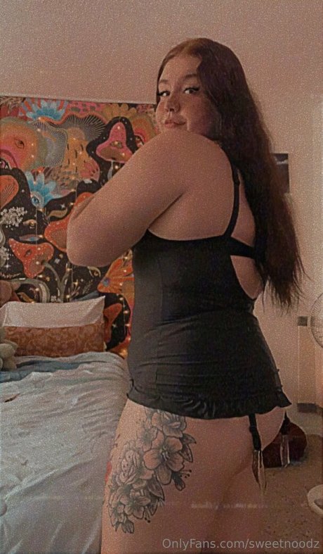 sweetnoodz pornographic star photo