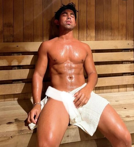 henryandkasey sexy star photos