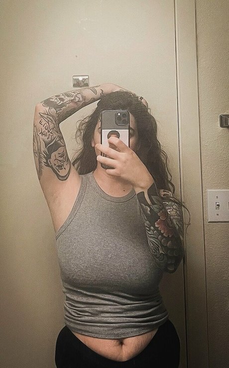 FrankieDarko sex star img