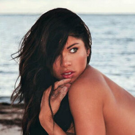 Model Mayhem model nude gallery