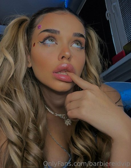 barbiefantasylucy model pretty photos