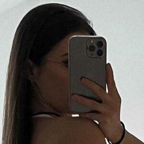 linasphysique star porn photo