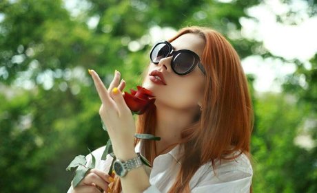 meri ginger exclusive model image