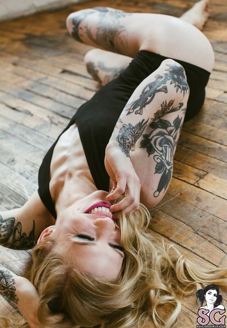 Auric pornographic actress gallery